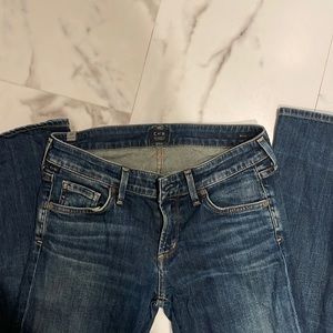 Citizens of humanity, jeans, women’s size 27. Worn twice. Perfect condition.